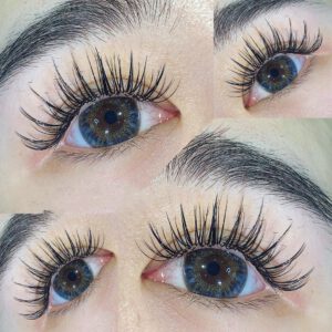 Custom Eyelash Extensions